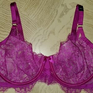 NWT Victoria's Secret Very Sexy Unlined Demi bra